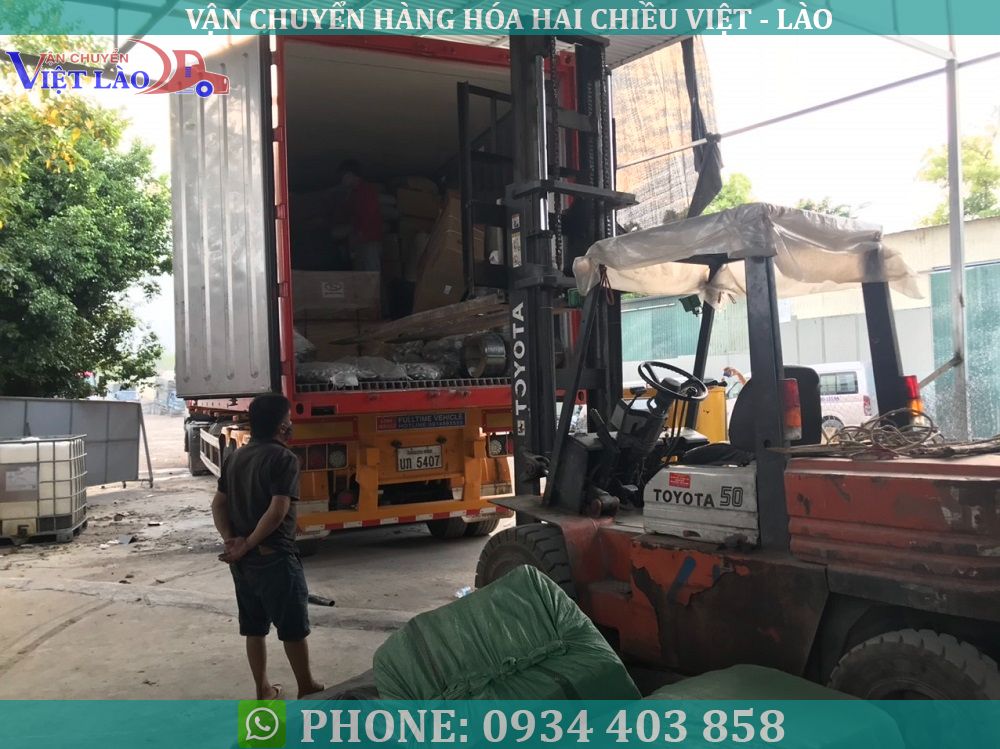 Vận tải hàng đi Lào